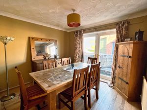 Photo 19- click for photo gallery